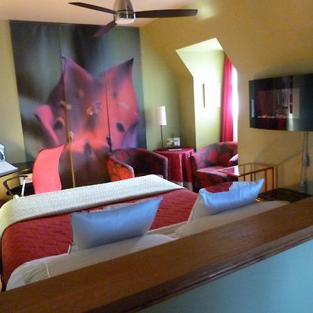 Chateau Murdock Gite Et Esthetique 1950 Chicoutimi 客房 照片