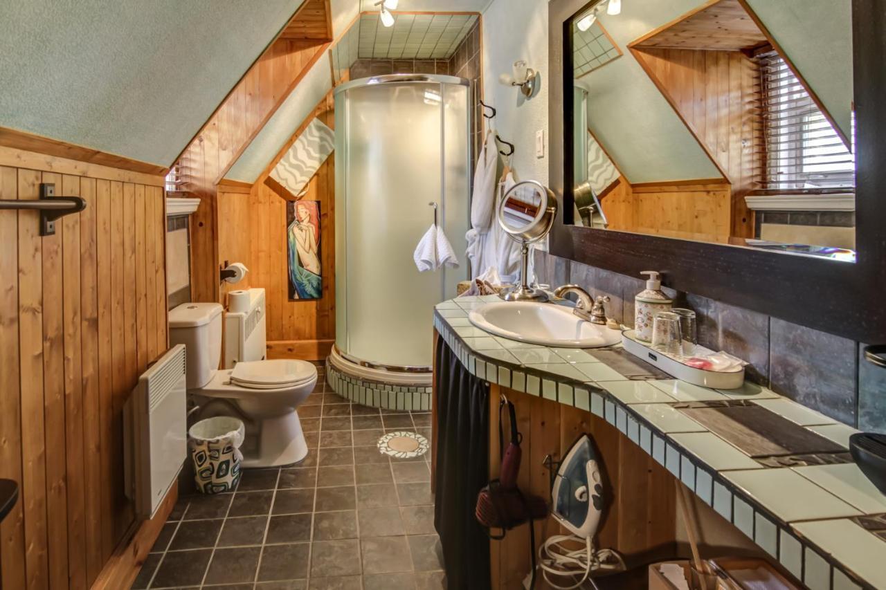 Chateau Murdock Gite Et Esthetique 1950 Chicoutimi 外观 照片