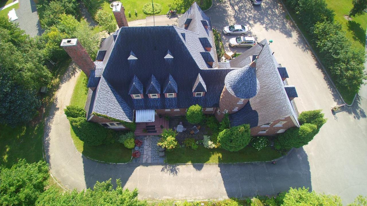 Chateau Murdock Gite Et Esthetique 1950 Chicoutimi 外观 照片